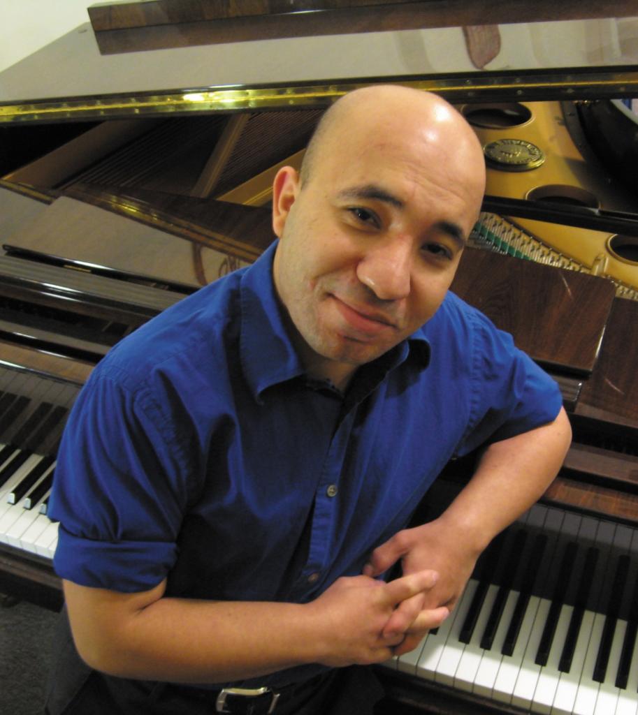 El egipcio Wael Farouk, uno de los mejores pianistas del Oriente Medio, será de los protagonistas del concierto de clausura, el domingo 26 de junio. | foto: Archivo