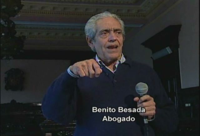 El abogado Benito Besada, durante una conferencia en la sala donde ocurrieron los acontecimientos en la Audiencia de Villa Clara.