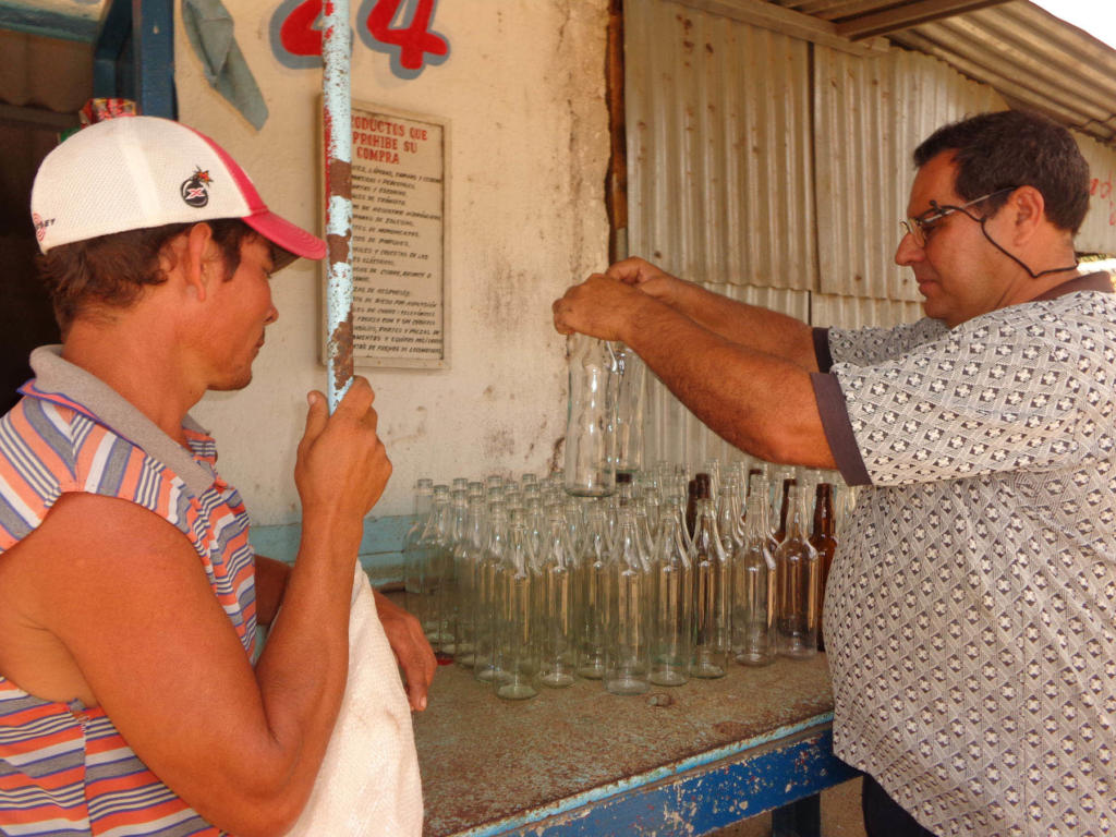 Los recicladores están en contacto día a día con la población. Jorge Luís Martínez Alejo
