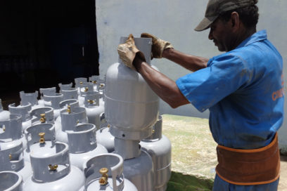 Matanzas garantiza producción nacional de cilindros para gas