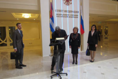 Partió de Rusia presidente de Asamblea Nacional cubana