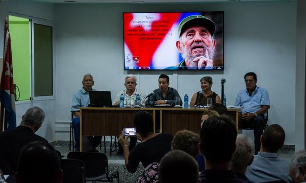 Taller ¨Pensamiento y obra de Fidel Castro Ruz sobre la política exterior de la Revolución Cubana, vigencia y proyección¨, en el Centro de Investigaciones de Política Internacional (CIPI), en La Habana, el 13 de julio de 2016. ACN FOTO/Marcelino VAZQUEZ HERNANDEZ