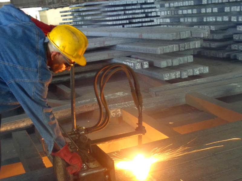 La reducción en un corte aporta ahorro de gas licuado y humaniza el trabajo. Foto: Jorge Pérez