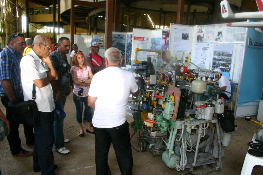 Durante este fin de semana, innovadores y racionalizadores de todo el país presentaron ejemplos concretos en las soluciones a problemas en la producción y los servicios. Foto: César A. Rodríguez