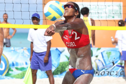 Cubanas y canadienses se lucen en voly de Varadero