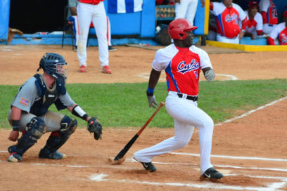Tope Cuba-EE.UU.: Tarde feliz en el Latino