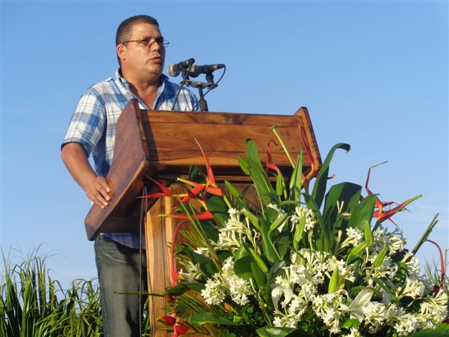 Julio Lima Corzo, primer secretario del Partido Comunista de Cuba, en Villa Clara. Foto: Lourdes Rey