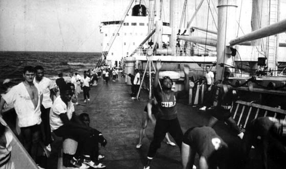 Deportistas cubanos en el barco Cerro Pelado
