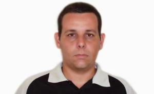 Carlos Ettiel Gómez Abreu (Jagüey Grande, Matanzas, 1978)