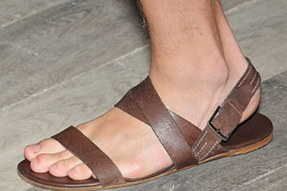 Hombres sí, mujeres no