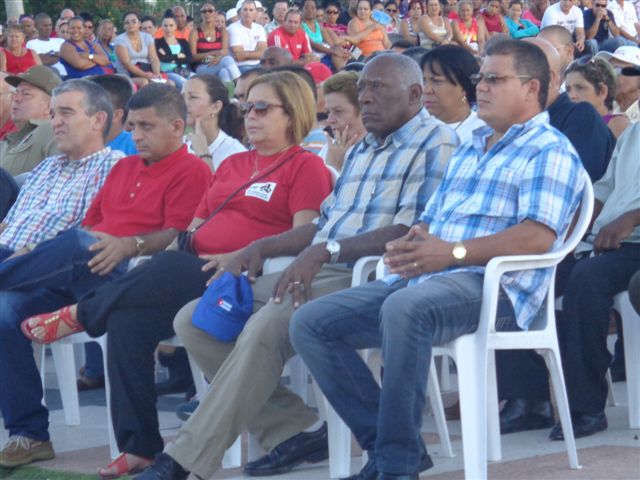 La celebración contó con la presencia de Salvador Valdés Mesa, miembro del Buró Político y vicepresidente de los Consejos de Estado y de Ministros. Foto: Lourdes Rey