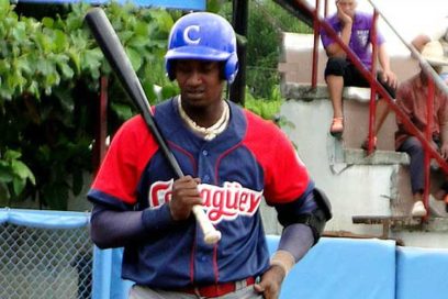 Un tinajón se llena de pelota