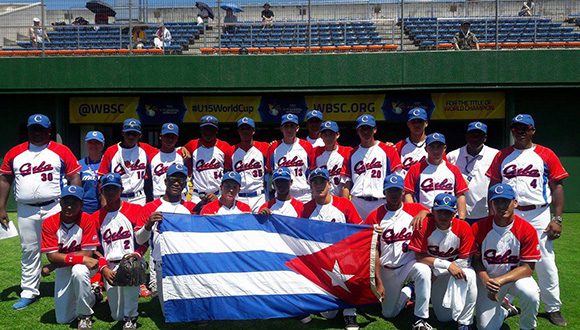 Equipo-cubano-en-la-Copa-Mundial-de-Béisbol-sub-15-580x330