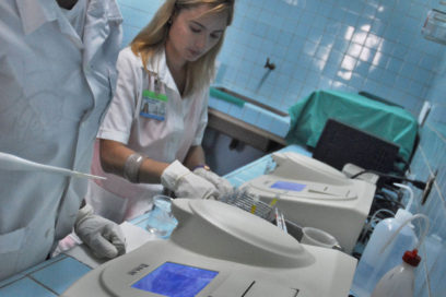 ¿Se paga por el título o por la plaza?