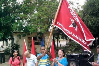 Recibe colectivo de  Muebles Ludema condición de Vanguardia Nacional