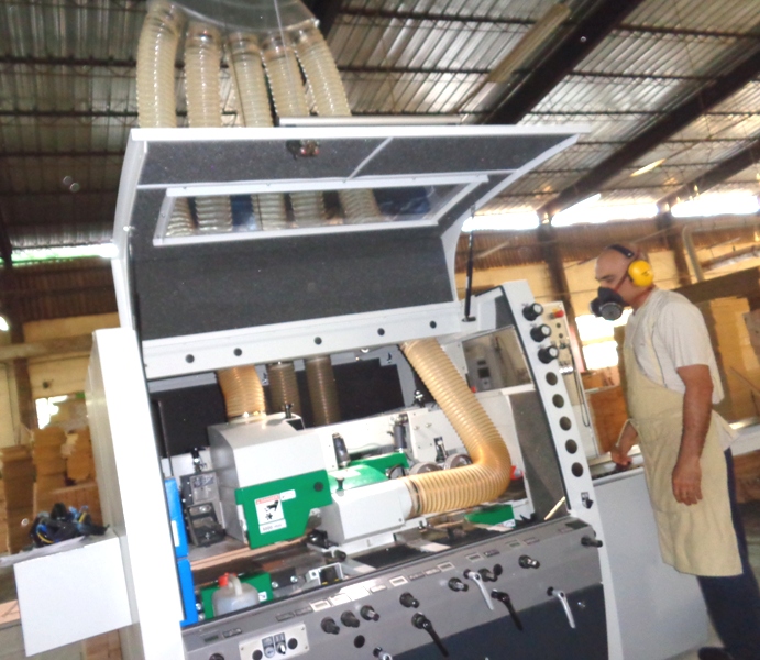 Las crecientes exigencias de los clientes tienen respuesta en nuevas tecnologías que van tomando posición en los talleres. Foto: Juan Manuel Olivares Chávez