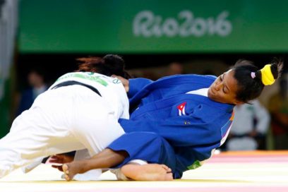 Mestre discutirá bronce