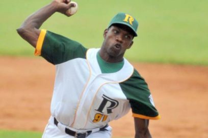 Alazanes, únicos en pasar la escoba