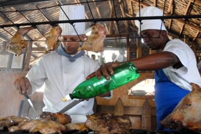 Buen ambiente en comercio y la gastronomía.