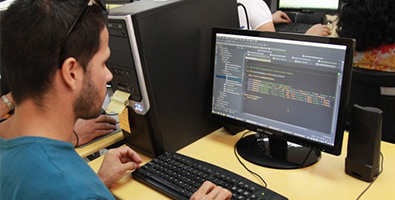 El Plan de informatización incluye a cada sector de la población. Los proyectos nuevos tienen que impulsar las capacidades de infraestructura tecnológica del país. Foto: Roberto Ruiz