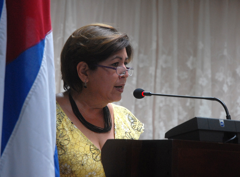 Gisela Duarte Vázquez, integrante del Secretariado de la CTC recordó que por acuerdo de la Asamblea General de las Naciones Unidas, esa conmemoración se lleva a cabo desde 1990 y que el movimiento sindical cubano hace suya como una importante dirección de trabajo. Foto: Agustín Borrego