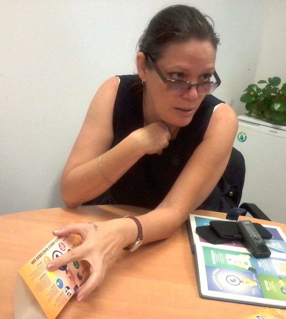 Como parte de la campaña —manifestó Arely— estamos dando algunos consejos útiles, muy asociados a los deberes y derechos de los consumidores, los cuales están expresados en el Directorio Telefónico que se entregó durante el primer trimestre del año. Foto: Yindra Ayube