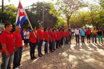 Abanderan delegación avileña a Conferencia Nacional del SNTIAP