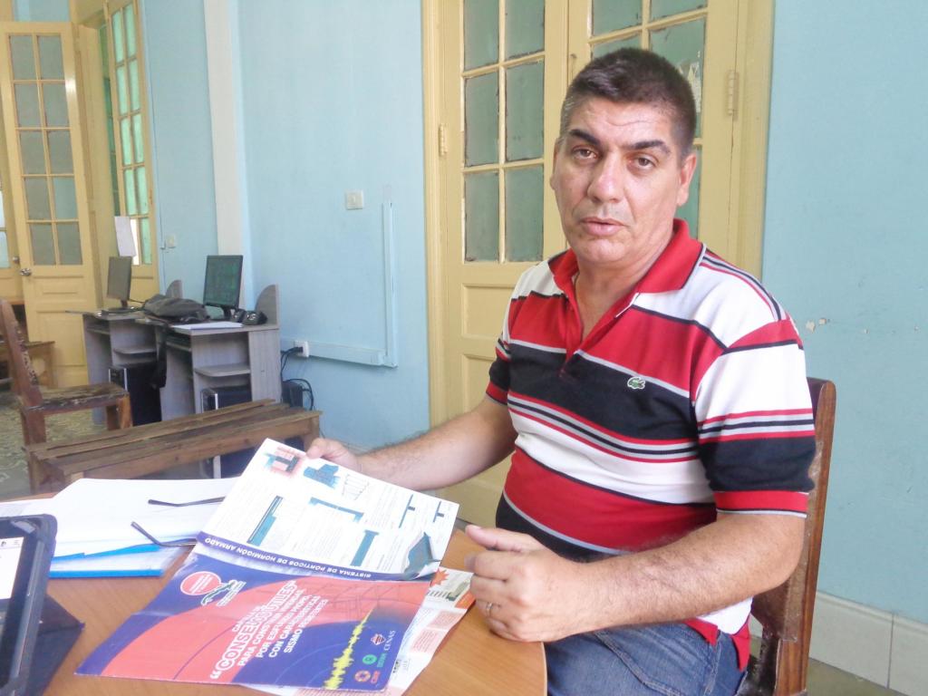 Todos los interesados pueden acudir al AC para buscar la orientación necesaria, asegura el máster Elvio Martínez. Foto: Betty Beatón