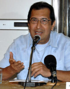 Adán Chávez Frías, gobernador del Estado venezolano de Barinas, durante su intervención. Foto: Heriberto González 
