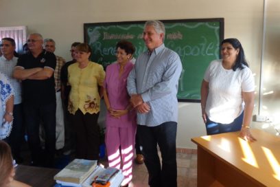 Díaz-Canel asiste a apertura de curso escolar en Pinar
