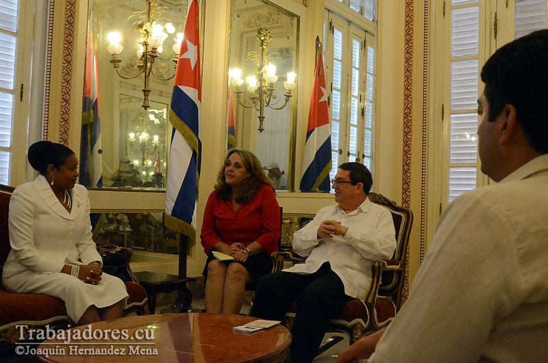 La secretaria general, doctora June Soomer sostuvo conversaciones de trabajo con el canciller cubano Bruno Rodríguez Parrilla y Carlos Zamora, subdirector general para América Latina y el Caribe del Minrex. Foto: Joaquín Hernández Mena