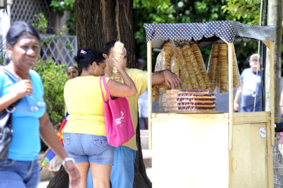 “A camisa quitá” entre sindicalistas de la alimentación