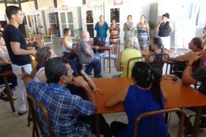 Trabajadores contra el bloqueo y uso indebido de símbolos