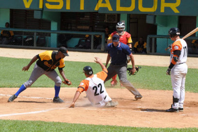 Out 27: ¿Novatos pasados de almanaque?