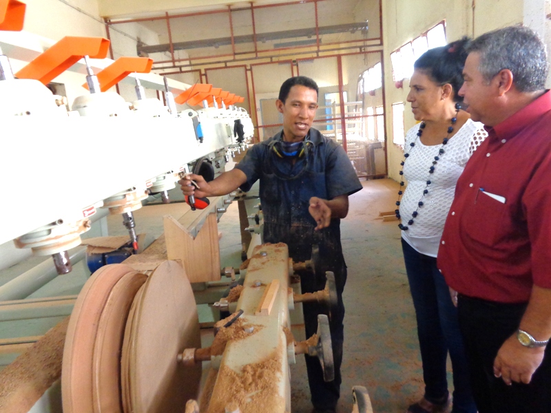 Muebles Ludema va mejorando su parque tecnológico y responde a las exigencias del mercado del Turismo en Cuna. Foto: Jorge Pérez
