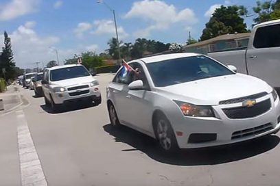 Otra caravana en Miami contra el bloqueo impuesto al pueblo cubano