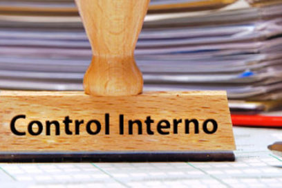 Destaca Contralora papel de trabajadores en control interno
