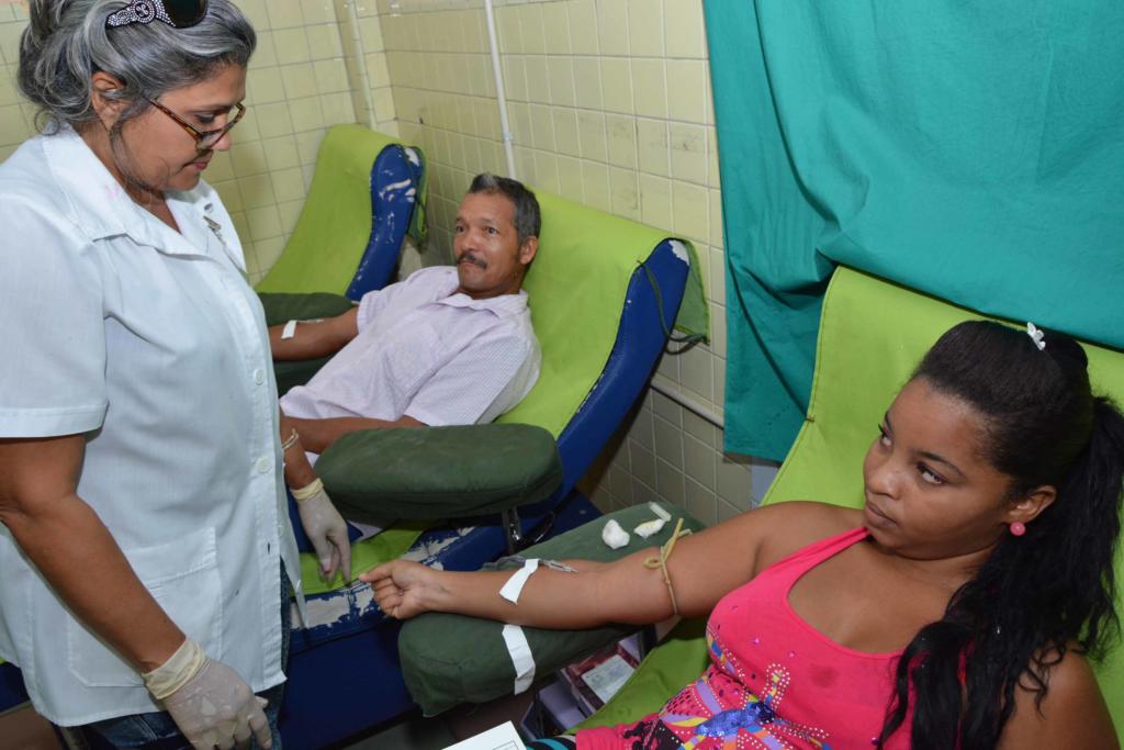 Donaciones de sangre, tarea principal cederista. Foto: Rafael Martínez 