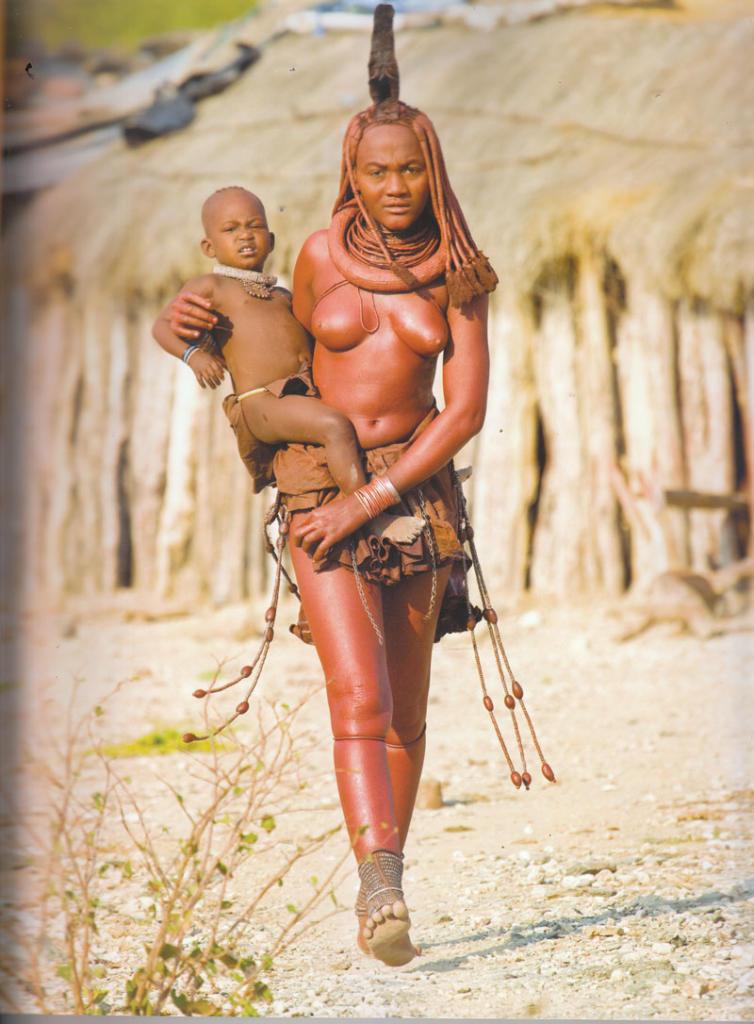 Mujer Muhimba y su hijo, Erora, Cunene.