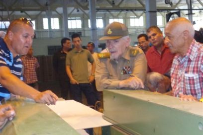 Exhorta Ramiro Valdés a potenciar el ahorro en el país