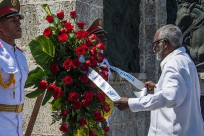 Namibian Leader Sam Nujoma Pays Tribute to Cuban Revolutionaries