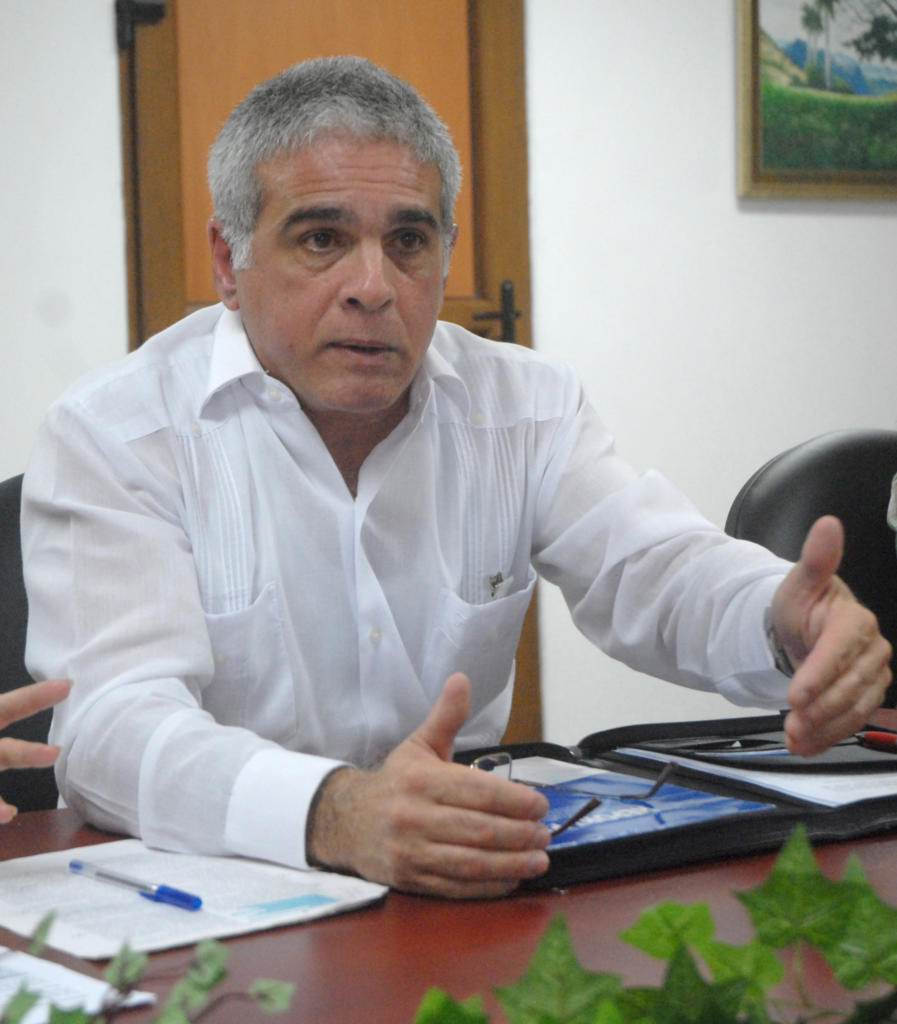 “La aeronáutica civil cubana es el sector del transporte más afectado por las prohibiciones y regulaciones del bloqueo”, afirmó Miguel Landeras Álvarez, jefe de Relaciones Internacionales de la Cooperación de la Aviación Cuba S.A. Foto: Agustín Borrego