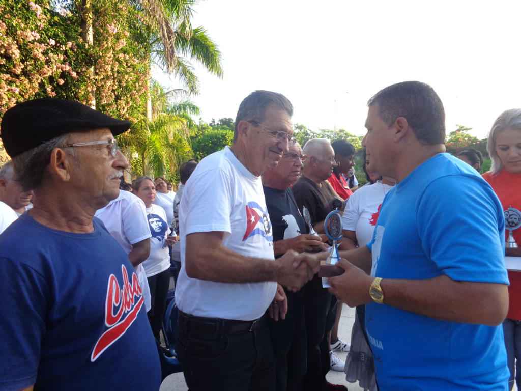 acto-plaza-che