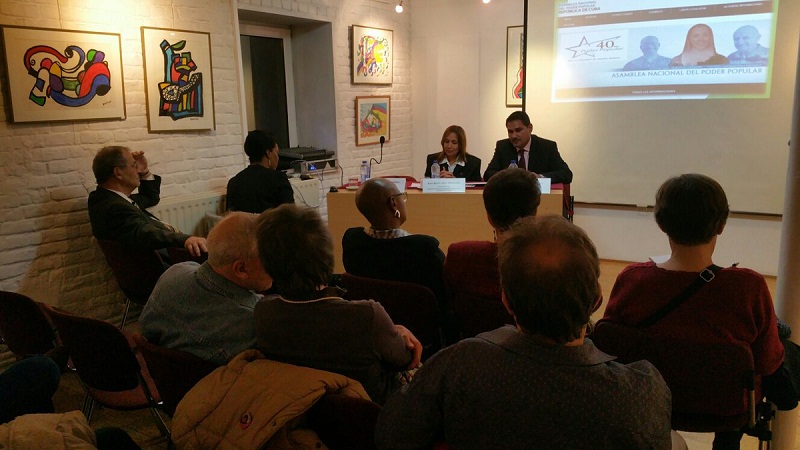 Presentación sobre democracia en Cuba en la Casa de América Latina, en Bruselas, Bélgica.