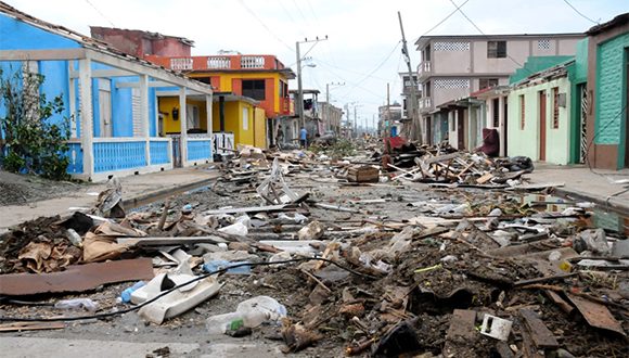 baracoa_despues_huracan7-580x330