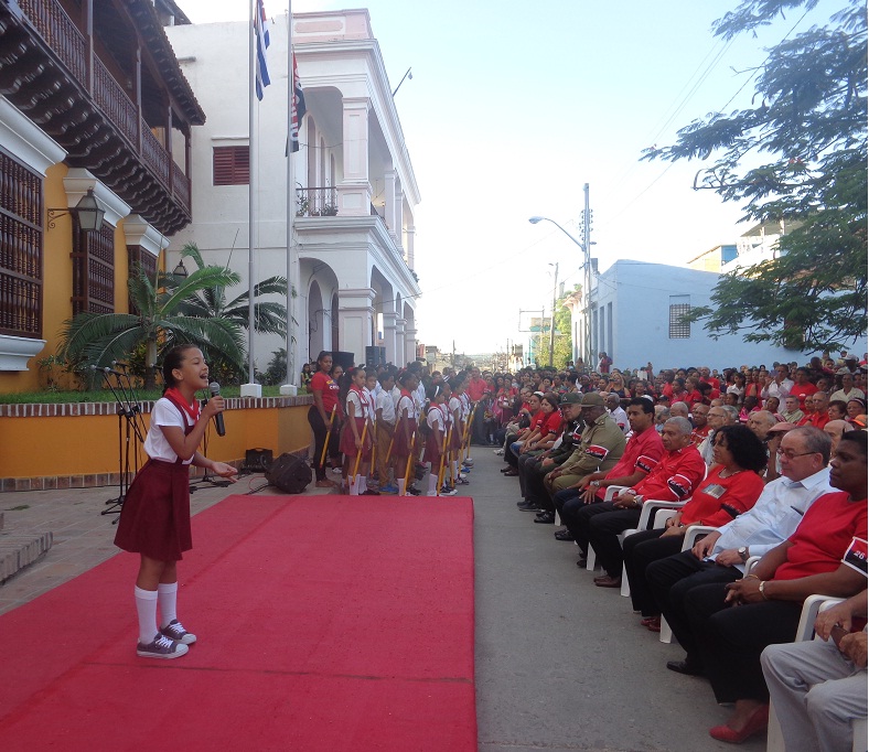 Los pioneros fueron protagonistas de un “asalto de amor” en la Loma del Intendente