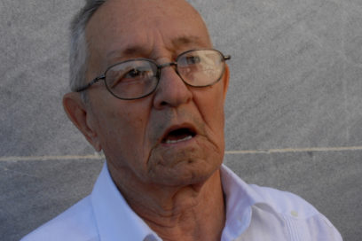 El Comandante ha muerto invicto