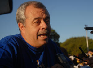 Carlos Alberto Cremata volvió a vivir los aciagos días de octubre de 1976 cuando su padre fue una de las 73 víctimas del sabotaje a un avión civil cubano en pleno vuelo en Barbados. Foto:  Agustín Borrego 