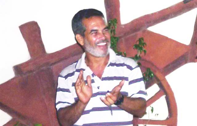 El poeta Argel Fernández Granado (1963, Puerto Padre, Las Tunas)