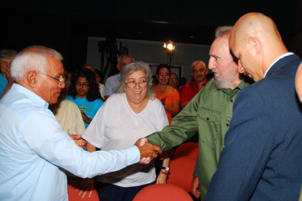 El 26 de julio de 2010 fue la última vez que volvieron a saludarse con un estrechón de manos. Foto: Estudio Revolución.